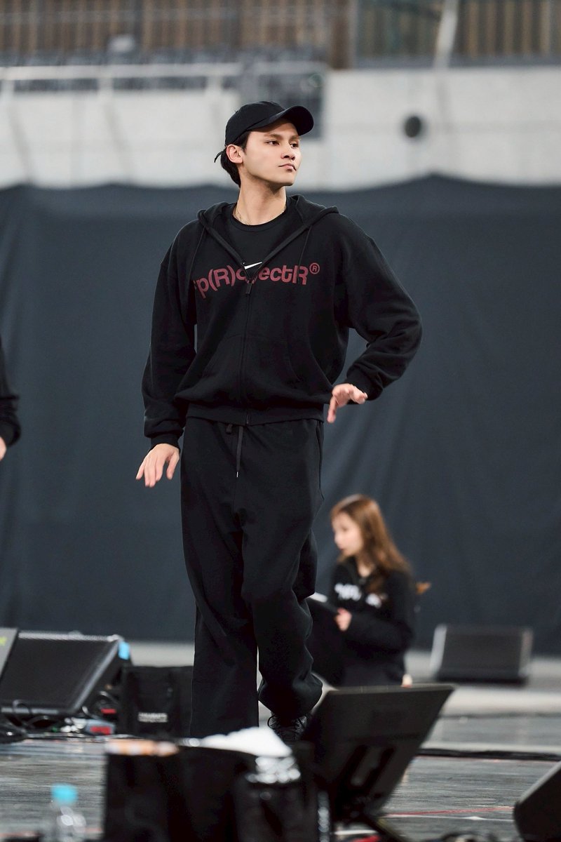 *p(R)ojectR®︎_official tweet media