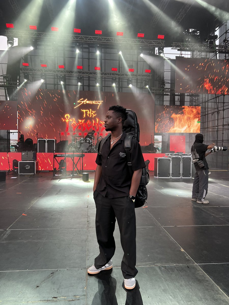 Joshua Moszi 🎸 tweet media