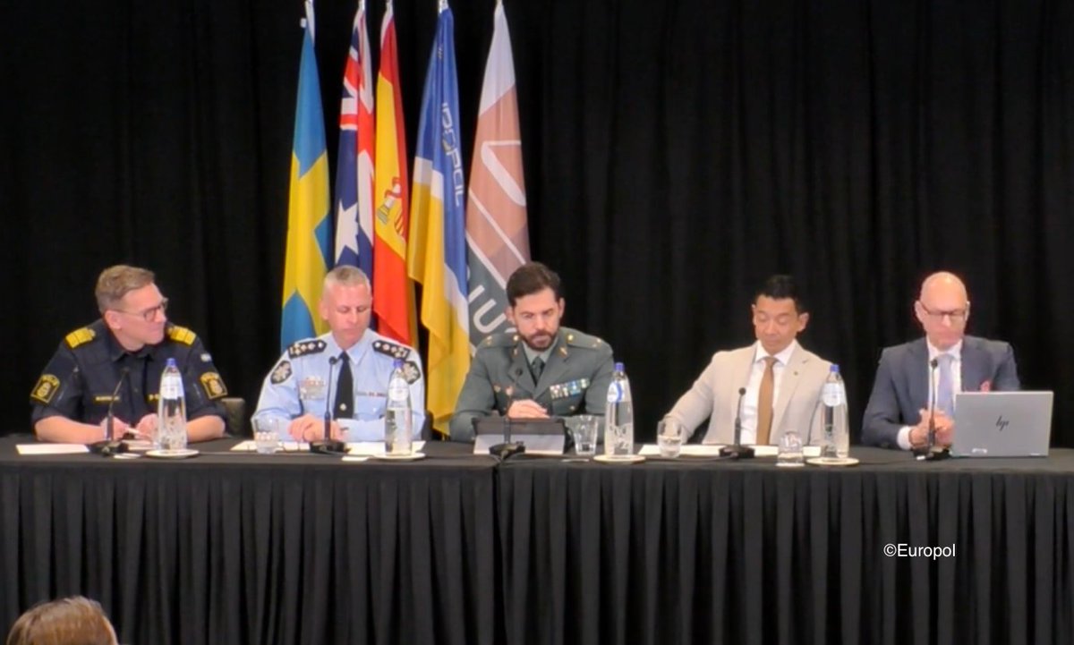 Teri Schultz tweet media