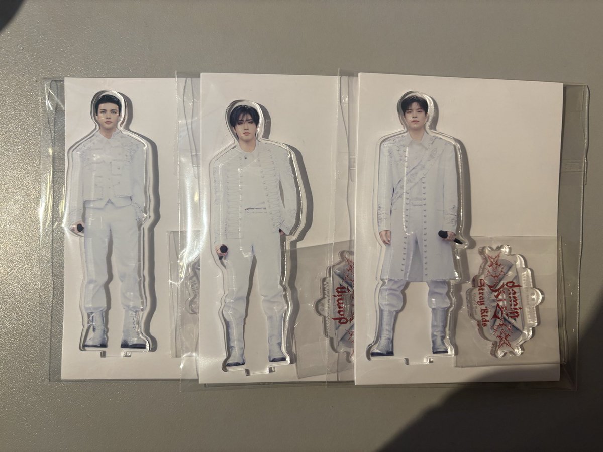 鴨@グッズ垢 tweet media