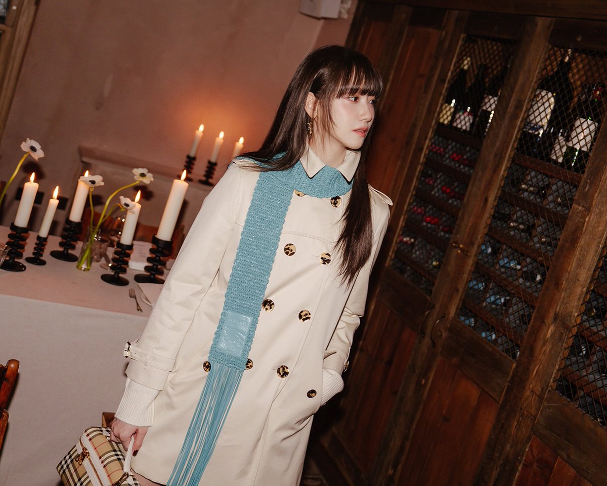 limyoona__official _
YOONA with Burberry

instagram.com/p/DVibszoD_oN/
.
.
#YoonA #윤아 #ยุนอา #LimYoonA #임윤아 #อิมยุนอา
#YOONAxBurberryWinter2026 #YOONAxBurberry #YOONAxLFW2026
<a href="/Burberry/">Burberry</a>