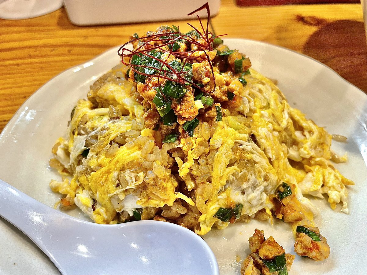 ［相川］
【極麺 青二犀】

背脂煮干
台湾ほわっちゃー！

遅過ぎる新年の挨拶してきた🦏🍜🌃
危うく背脂で溺れかける🐷🐷深海はニボってる🐟🐟うめぇ！😋
神の焼き飯👑最近台湾ほわにハマってる
流石にまだ年内犀後じゃないのでまた食べに行きます🥹

森山さん、シャチョーさん
ごちそうさま！！