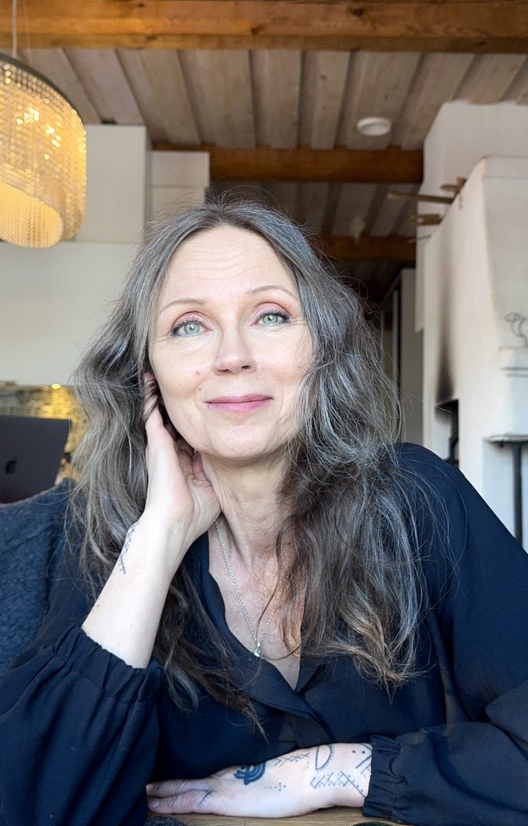 Tiedätkö missä päin Suomea eletään huomattavasti pidempään kuin muualla, ja ollaan merkittävästi muita suomalaisia terveempiä? 

Alue on ruotsinkielinen Pohjanmaa. Sitä kutsutaan Suomen "siniseksi vyöhykkeeksi" eli alueeksi, jossa eletään usein yli satavuotiaiksi, ja pysytään