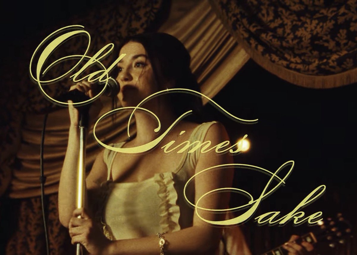 les ౨ৎ tweet media