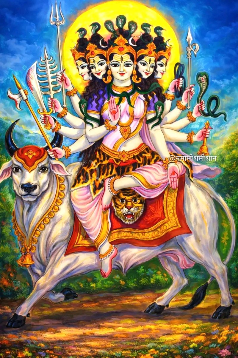 🌺l| माहेश्वरी वृषवाहना ||🌺

मातृका माहेश्वरी, भगवान शिव की परम शक्ति और सप्तमातृकाओं में द्वितीय स्थान पर प्रतिष्ठित दिव्य देवी हैं। उनका वाहन वृषभ (नंदी) है और उनका वर्ण श्वेत बताया गया है, जो पवित्रता, स्थिरता और शिवतत्व की दिव्य आभा का प्रतीक है।