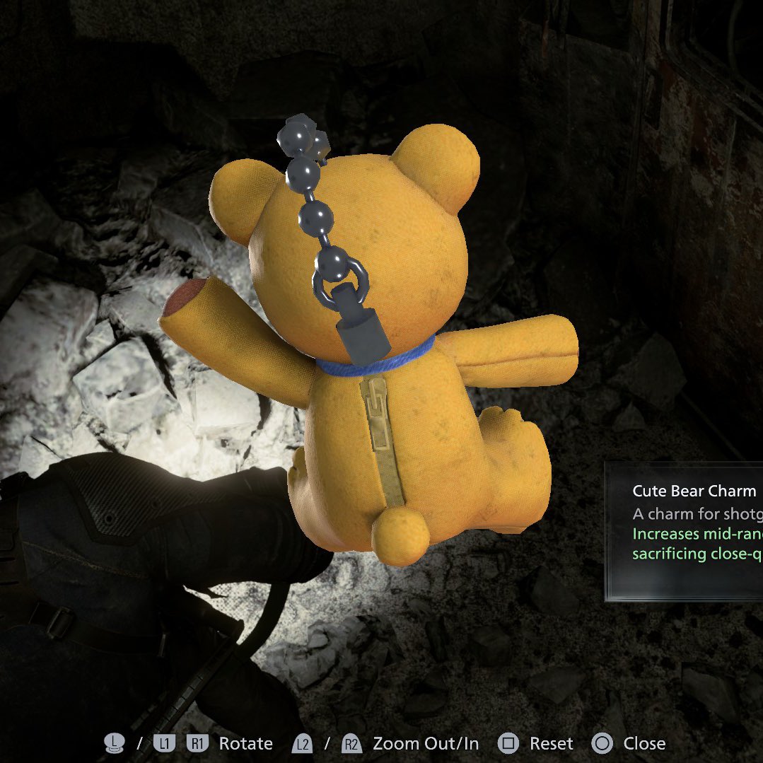 bear keychain 😭🥺 #RE9