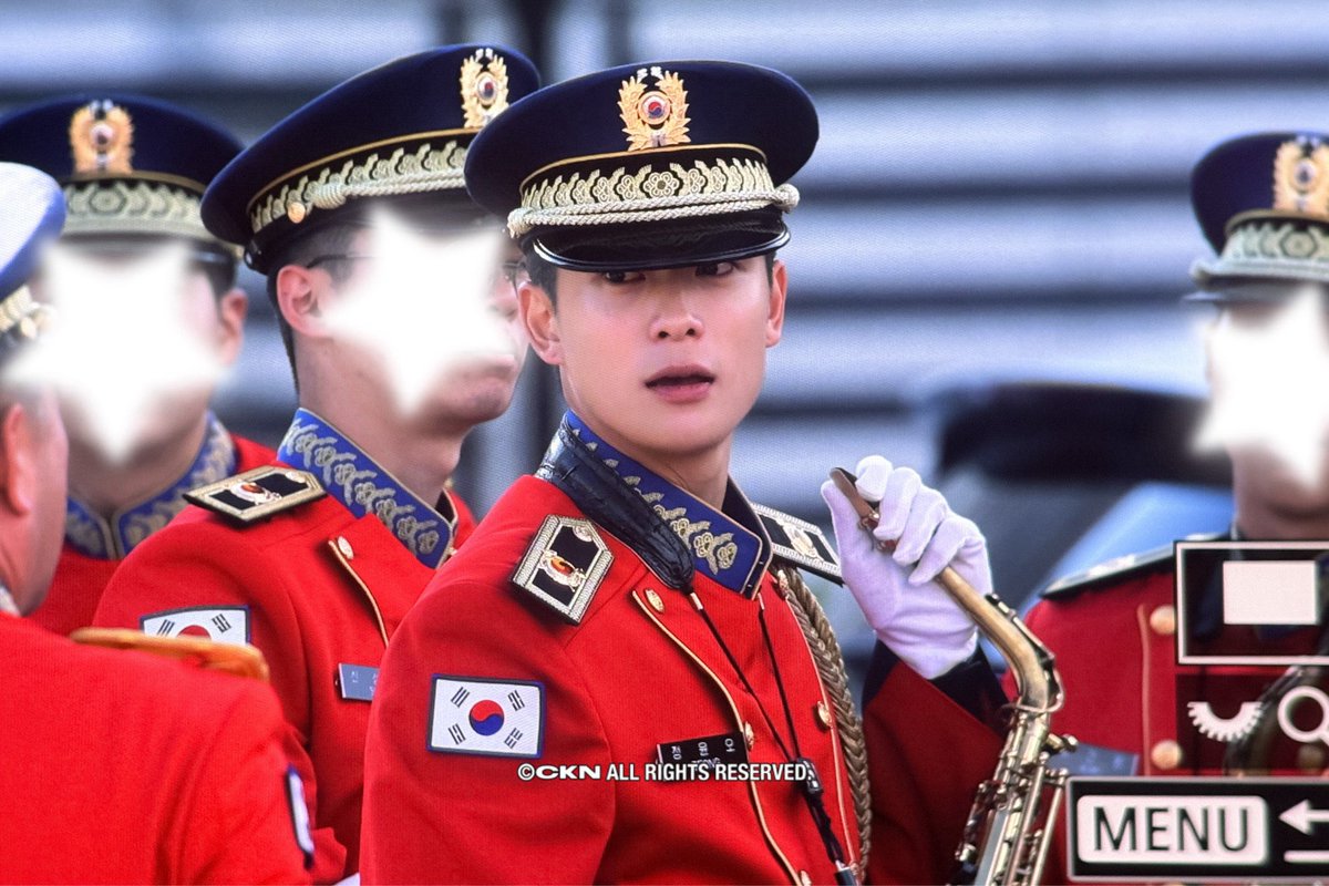 쩡 tweet media