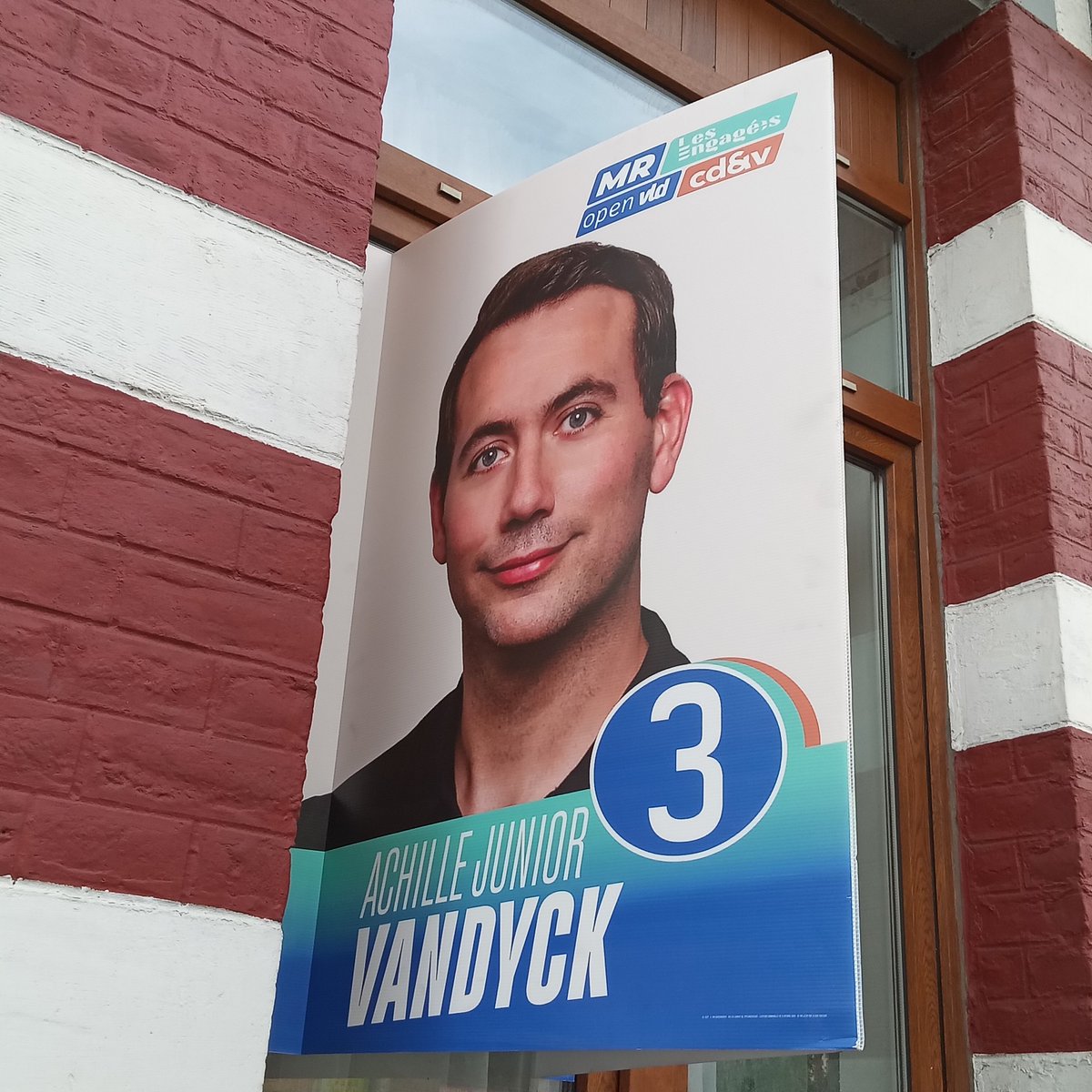 Simple abonné tweet media