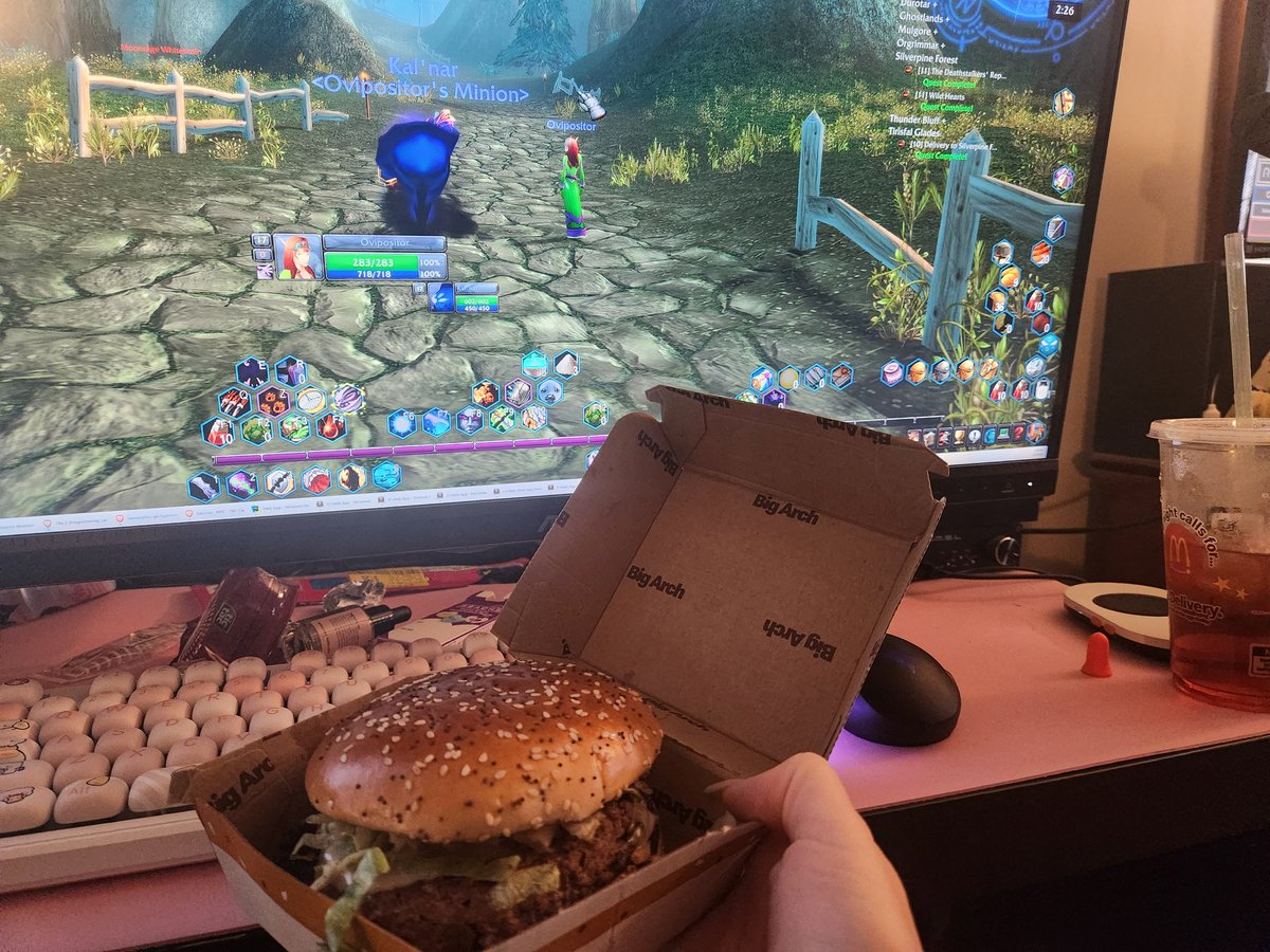 Boten Anna tweet media