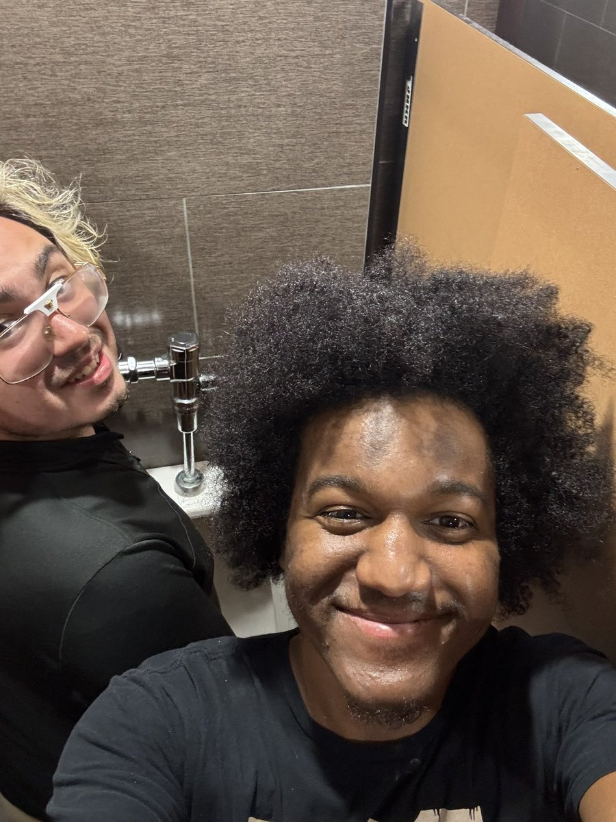 LukasCorn tweet media