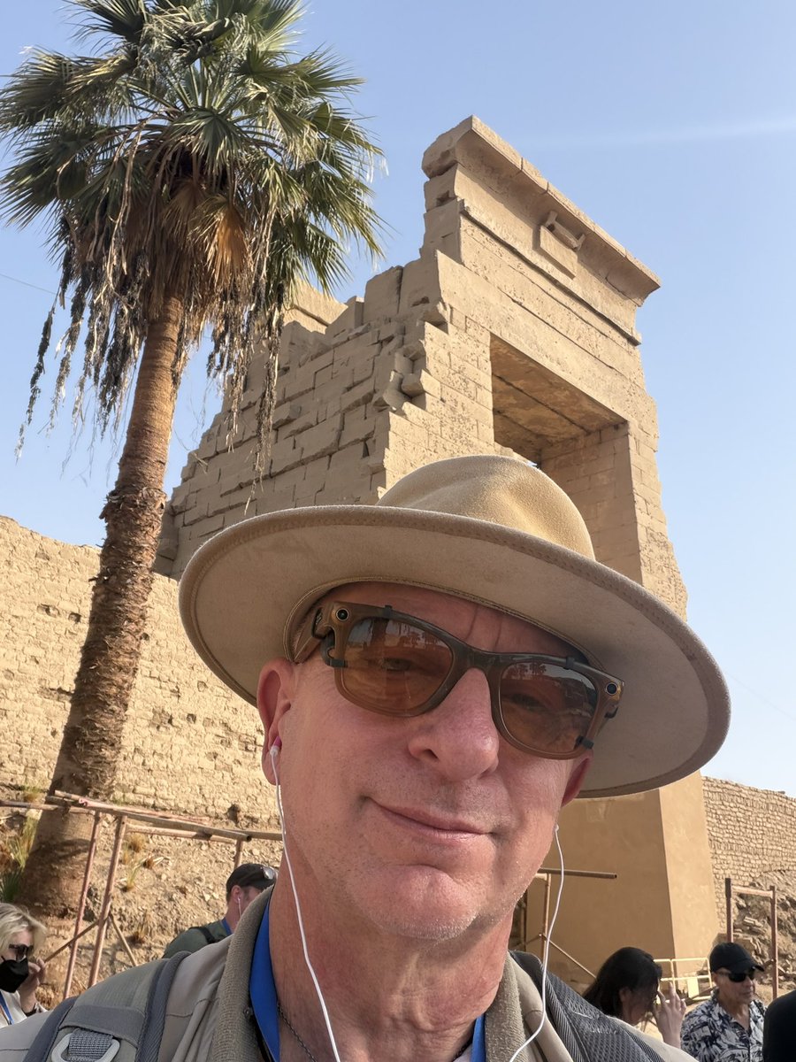 I see it over and over, but nothing beats going to ancient sites and experiencing it with your own eyes. The mainstream narrative about our ancient history is ridiculous, a spell and completely a deception.