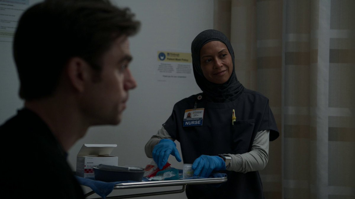 LoonieLunas's tweet image. perlah always being at the scene of the infidelity crime so her and princess can gossip about langdon and mel before this shift ends #watchthisspace