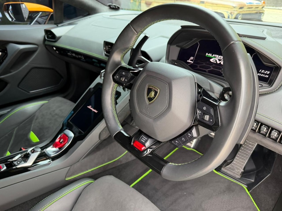 RACE! SOUTH AFRICA tweet media