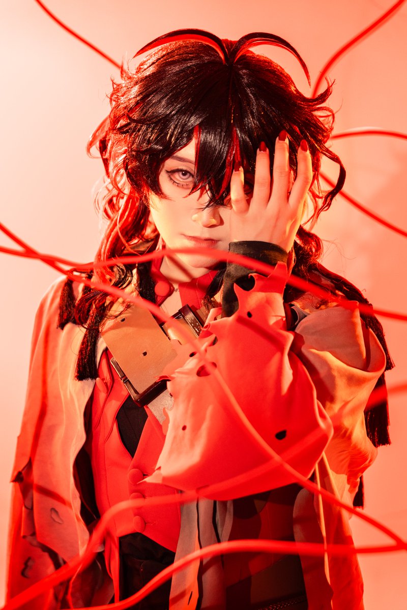 恭喜国服落地&amp;实装一周年！
#FGO️ #ダンテ・アリギエーリ #cosplay