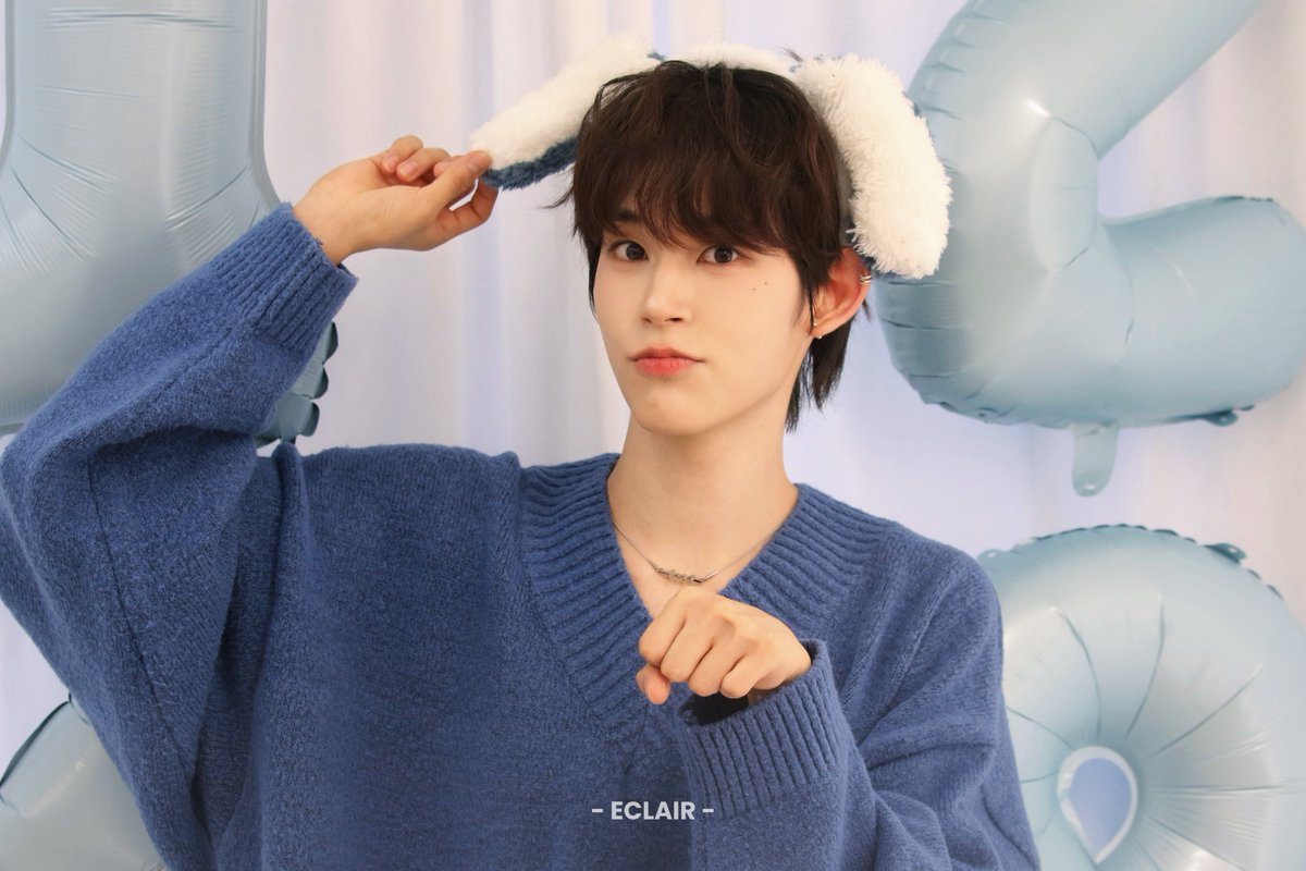 ᴇᴄʟᴀɪʀ tweet media