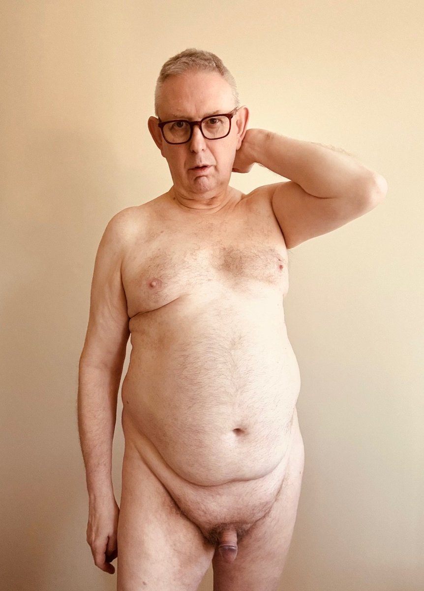 modernudist2's tweet photo. @cootatiger @robb7271 😍👍You're welcome, I'm always happy to expose fellow exhibitionist too, you look superb. https://t.co/JSbA8PAJV2