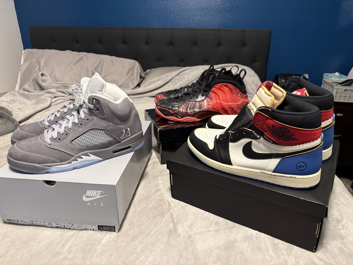 bz_304's tweet photo. @SneakerVisionz Had to grab them. #mailcall https://t.co/Br3ph2W7Fj