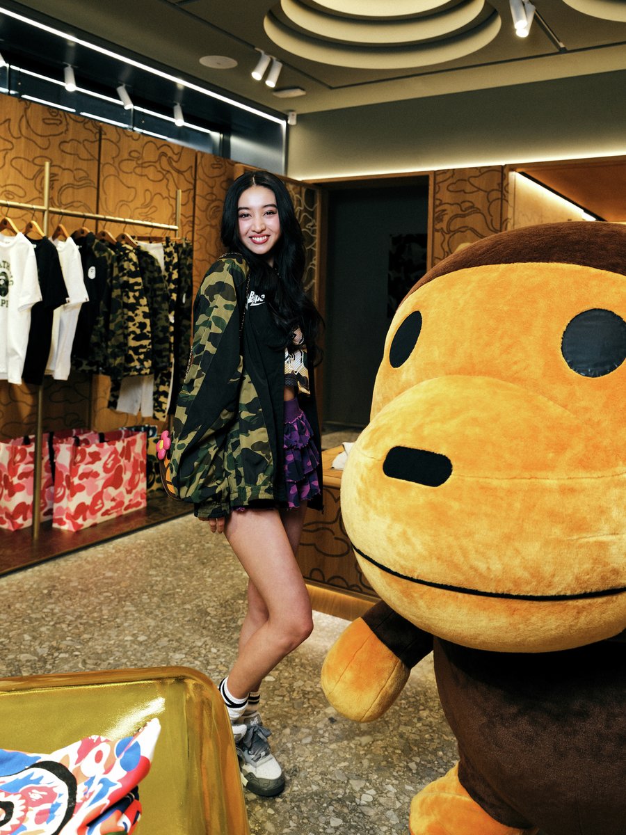 BAPE.COM tweet media