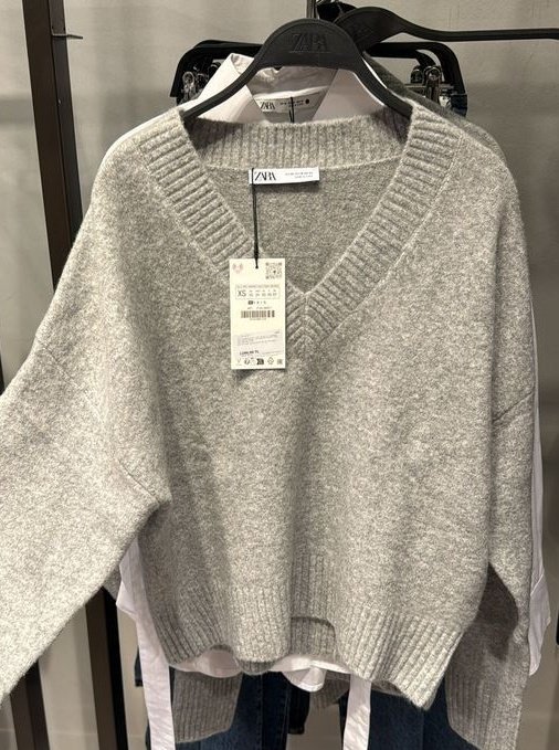 matchakokie's tweet photo. budget friendly: basic tops, pants, etc.

a thread https://t.co/yLixYOeRZp