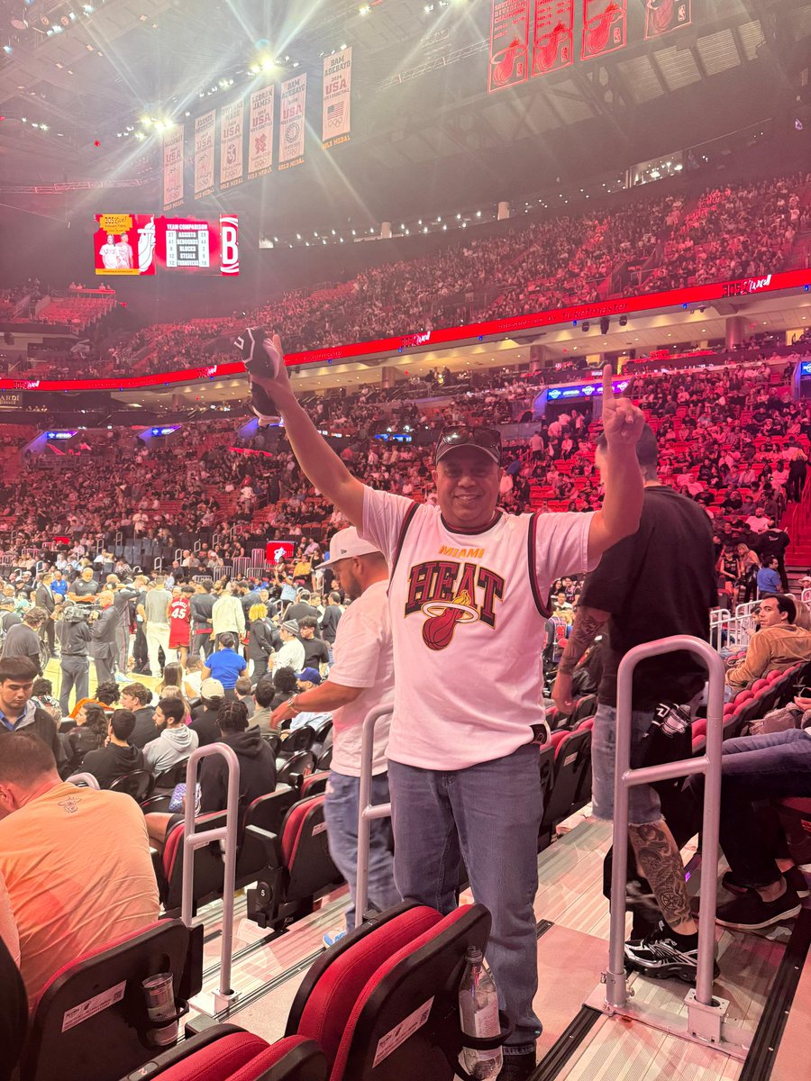 José Montás tweet media