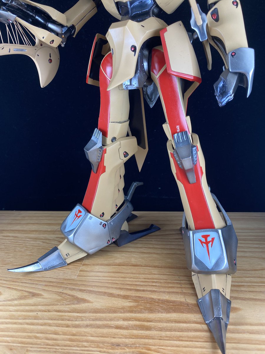 RT @kyosuke2015: 海洋堂1/48ソフビ クロスミラージュ完成しました