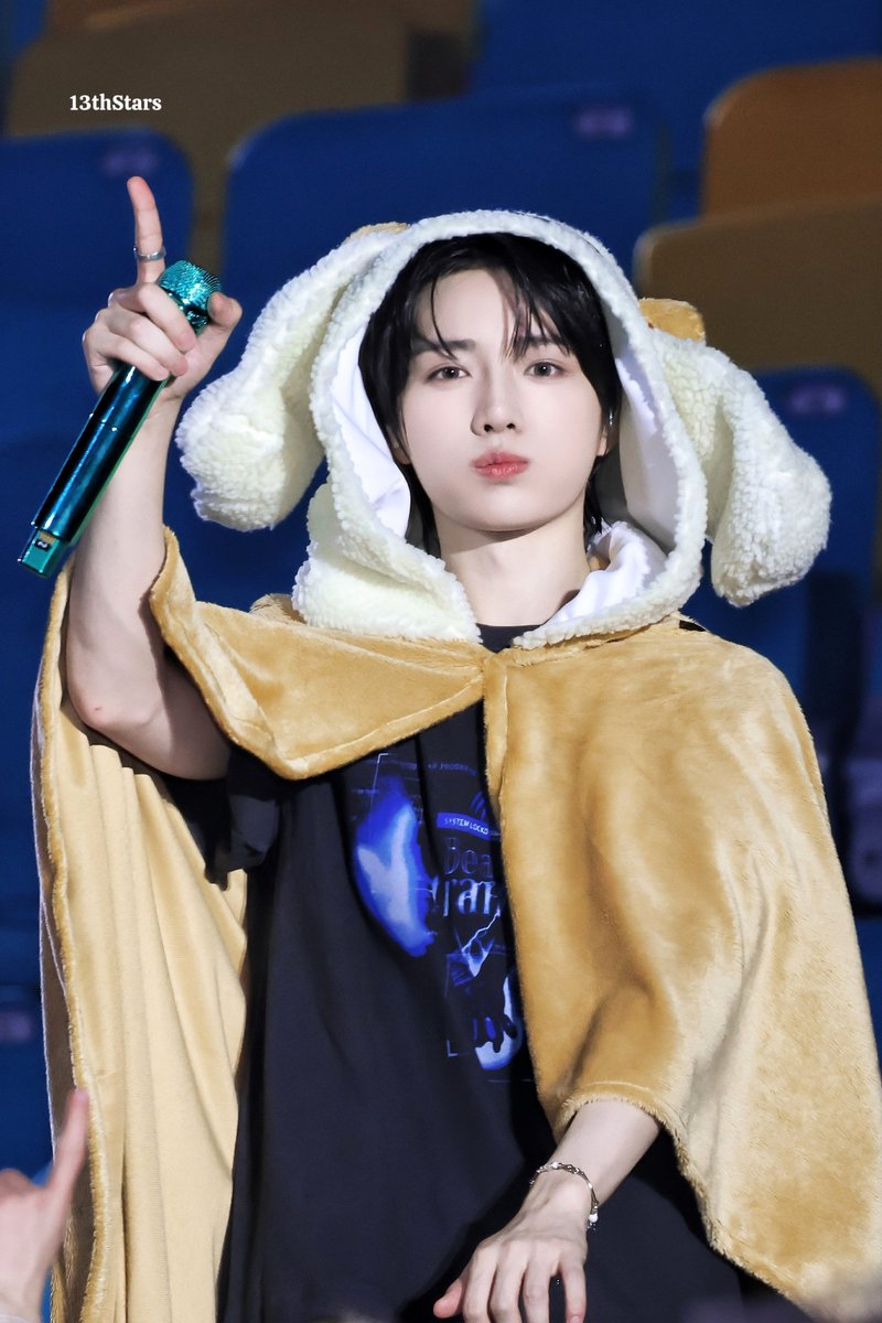 Be my light💫 tweet media