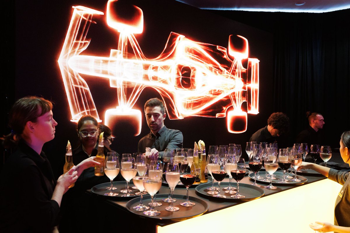 Airwallex tweet media