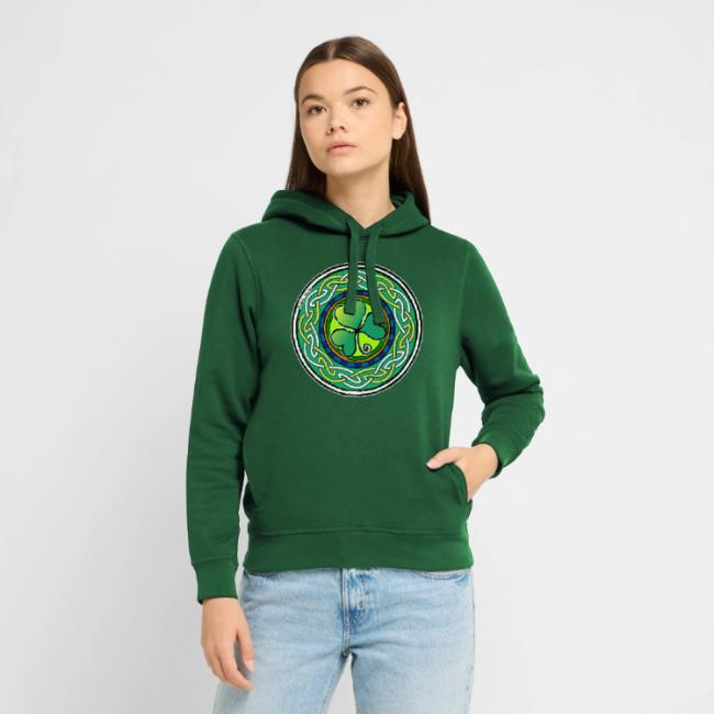 GiachelloB's tweet photo. Vêtements et accessoires "Irish shamrock" par Breizh Korser chez Spreadshirt 
▶️https://t.co/VGBls2zgZ8

#Irlande #Ireland #hoodie #saintpatrick #vetements #apparels #accessoire #accessory #ideecadeau #stpatrick #trefle #StPatricksDay #celticdesign #giftidea #worldwideshipping https://t.co/H7Xcfa6TIJ