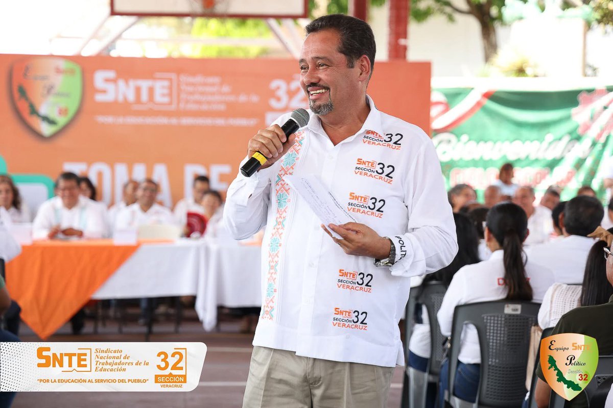 snteseccion32's tweet photo. El día de hoy se llevó a cabo en la Región XIII SNTE Sección 32, con sede en Coatzacoalcos, la toma de protesta de los Comités Ejecutivos Delegacionales y Representantes de Centros de Trabajo de la Sección 32 del SNTE…

https://t.co/3jTKgi2bIy

#SNTE32 #EquipoPolítico https://t.co/TL7xPtqvYz