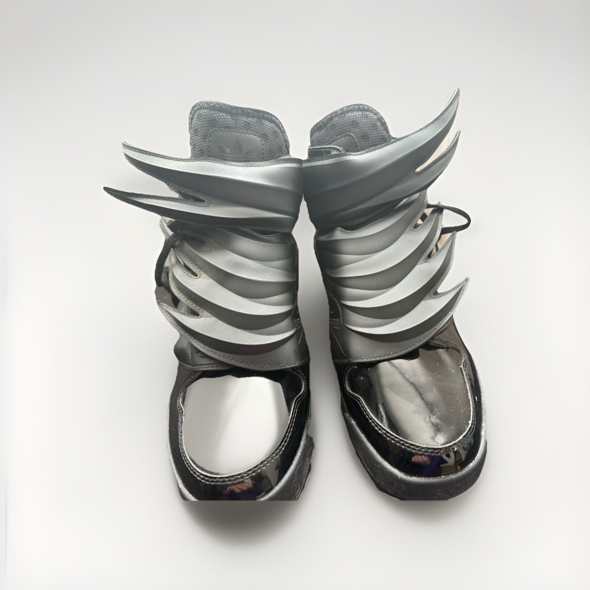 jeremy scott batman adidas