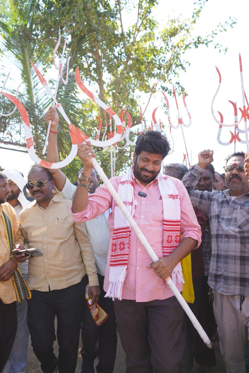 BACCHU KADU tweet media