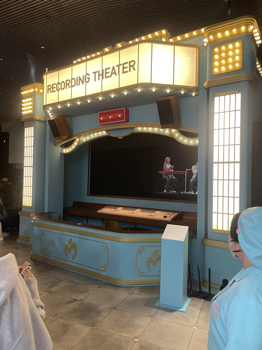 pi_sr116's tweet photo. 大阪1日目🩵1人で回ってたら知らんババアにゼンジンアリーナだったんだよねって謎のマウント取られたの許せん https://t.co/EpfBV8Uuar