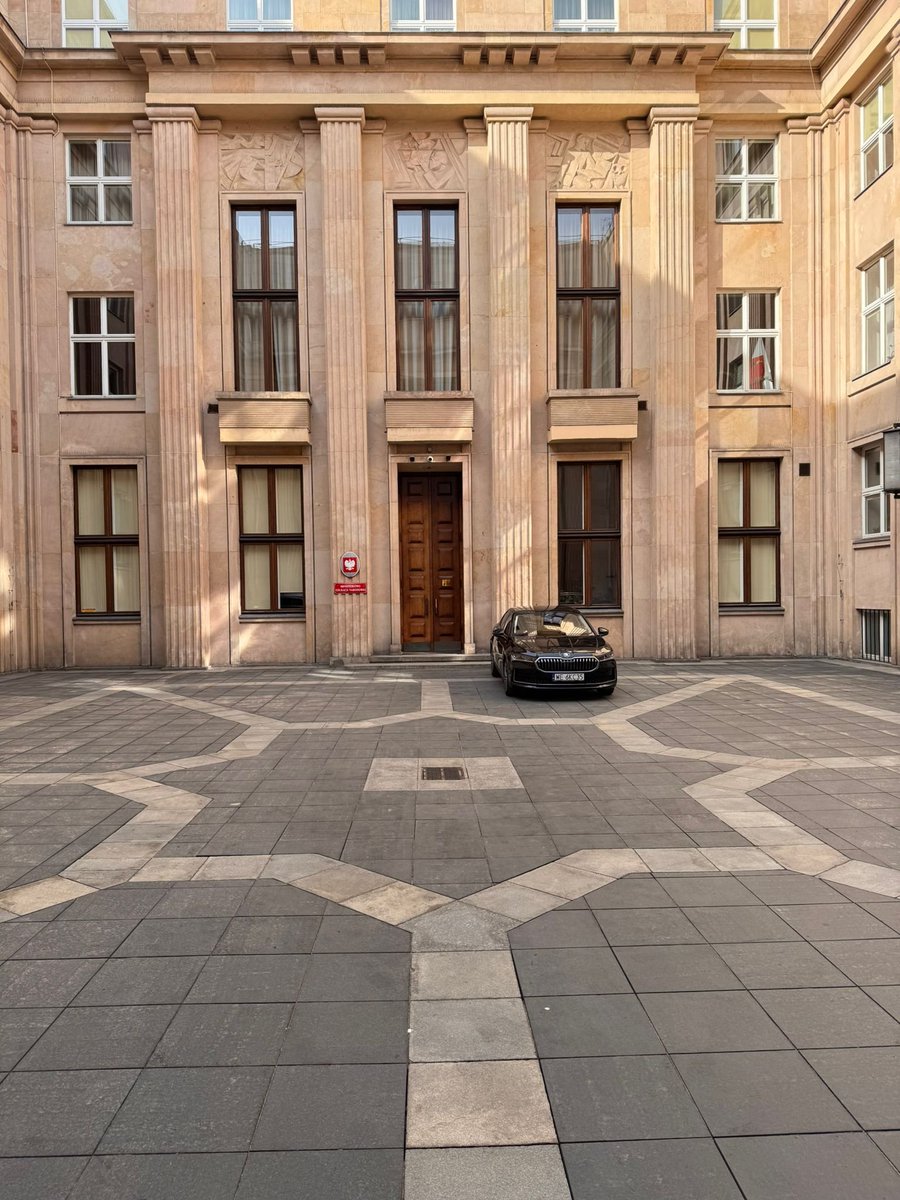 Marcin Józefaciuk tweet media