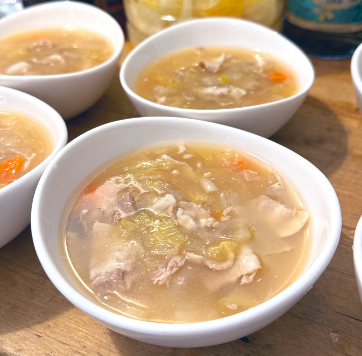 飲み屋 えるえふる tweet media