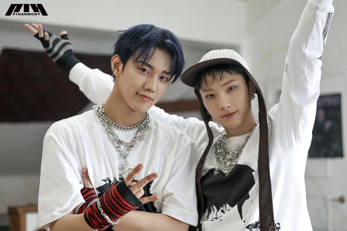 USER_jiung's tweet photo. THIS IS THE CUTEST JITAK PIC EVERRRR 😭😭😭😭😭😭😭😭😭😭😭 https://t.co/sHYdsphZtu