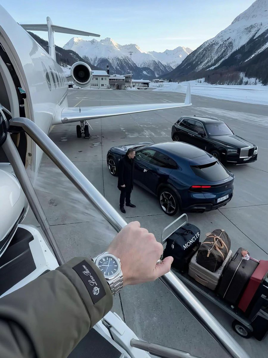 𝚆𝚘𝚕𝚏 tweet media