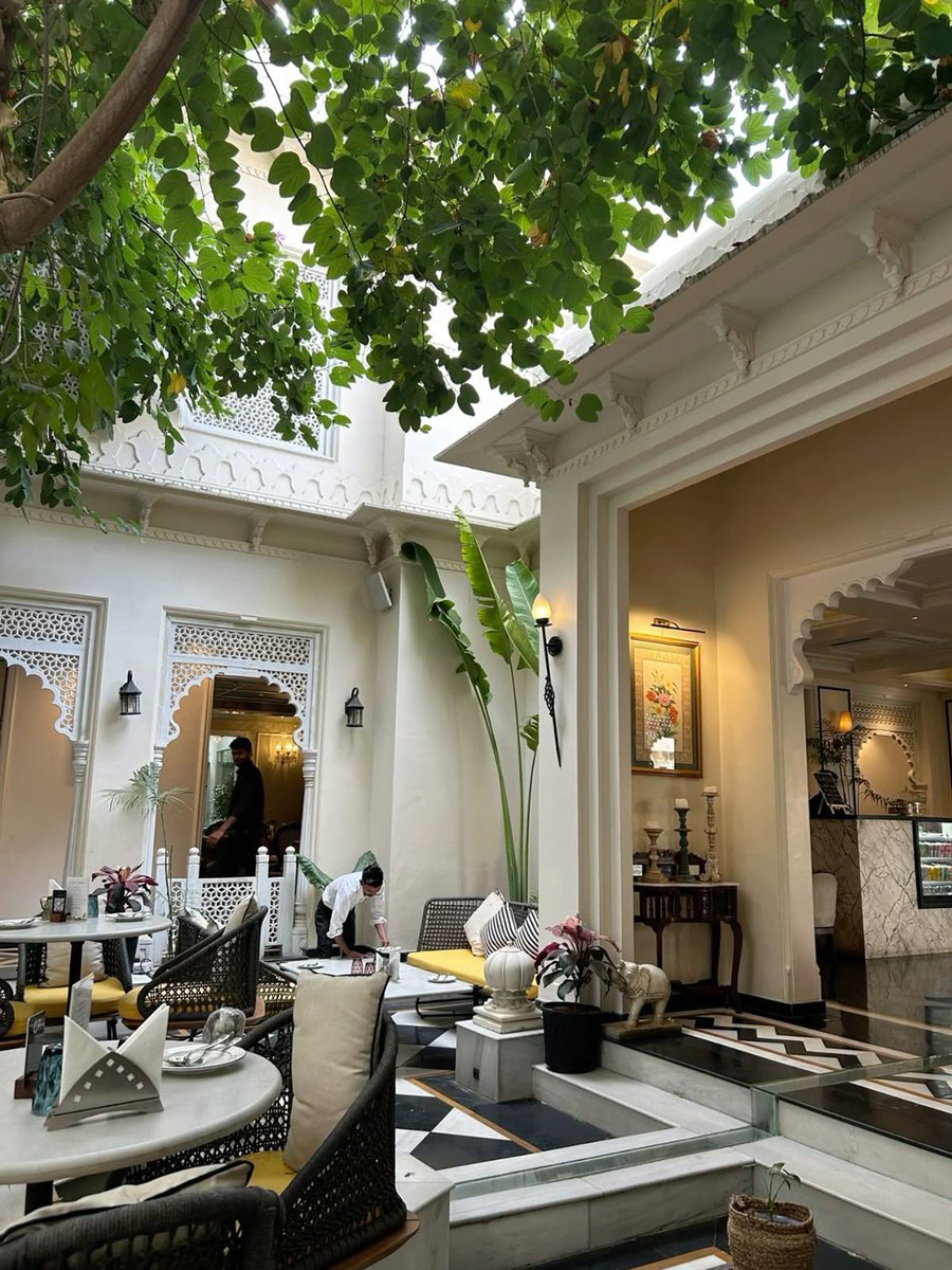 — cafes in udaipur