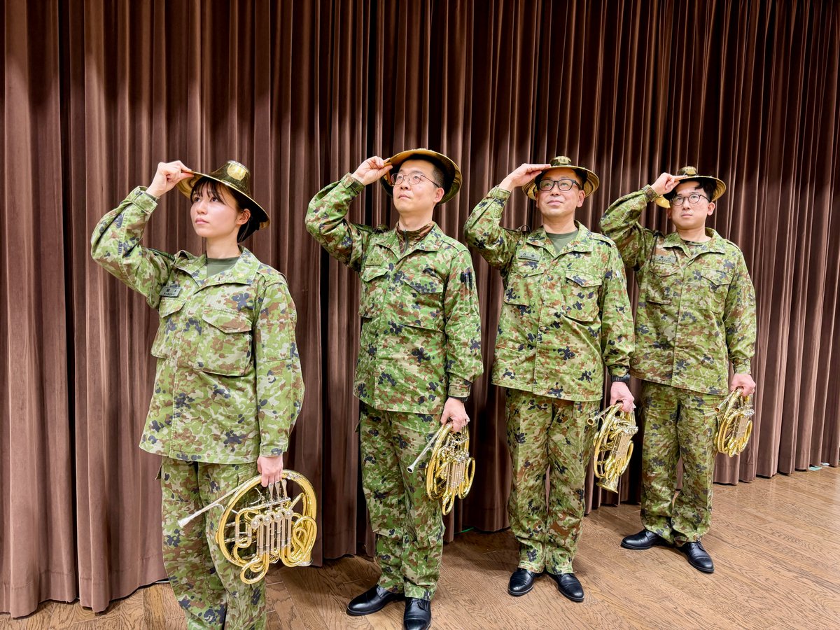 【第２８回室内楽演奏会　団体紹介③】

トランペット五重奏
X1 / E.モラレス

金管六重奏
Brass Sextet No.1 / F.ディドス

ホルン四重奏
Concertino for Horn Quartet / A.ミツーシン

いよいよ明日が本番！どうぞお楽しみに♪

#北部方面音楽隊 #室内楽