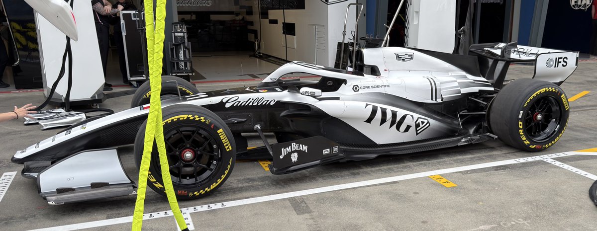 AlbertFabrega's tweet photo. Detalles del Cadillac en Melbourne
#f12026 https://t.co/B0vxfrWGHO