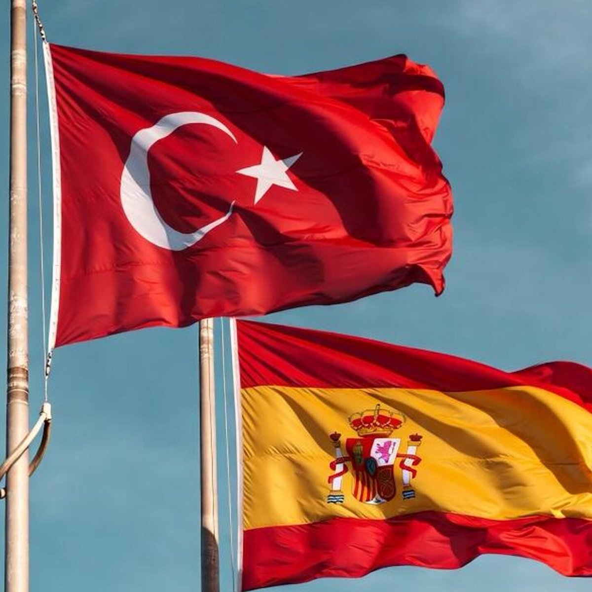 bpthaber's tweet photo. Marco Asensio: "Türkiye'de hiç yabancılık çekmedim.

Kültürlerimiz, insanlarımız, enerjilerimiz çok benzer. Türkiye'yi çok sevdim." https://t.co/iHCILBFNKU