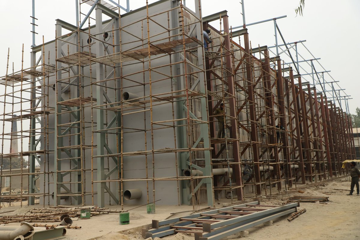BioUjjala's tweet photo. Plug Flow Digester Based Bio-CBG Plant at Bareilly, UP (6 TPD) 🌱♻️
Driving India’s clean energy mission by converting biomass into sustainable Compressed Bio Gas (CBG) fuel.Powered by Uzzala Bio Energy Solutions📞 +91 82006 18329
🌐 https://t.co/Qs4MU9lQAo #BioCBG https://t.co/3va9ZJMeeH