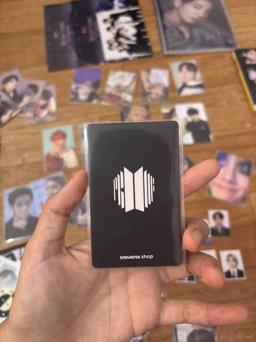 mimibison's tweet photo. RM45 Weverse POB #pasarbts https://t.co/Y5N4IXpjvt