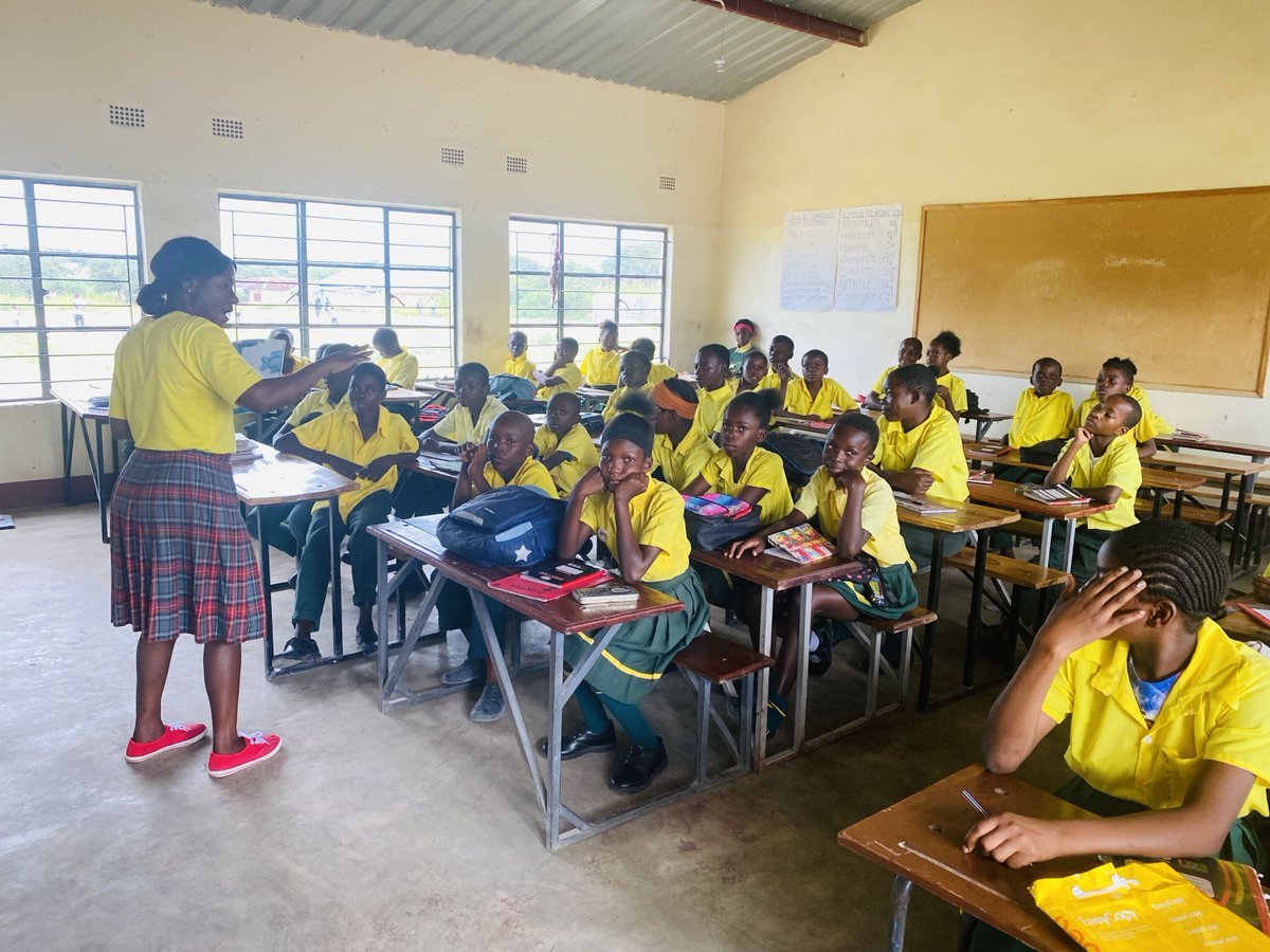thebookbus's tweet photo. Phase 3 of our bi-weekly school visits has been truly wonderful to witness. During these sessions, learners have been enthusiastically engaging with stories and discovering the joy that reading can bring. Books such as The Rainbow Fish and Rainbow Fish to the Rescue written and i https://t.co/5MsinWEdGQ