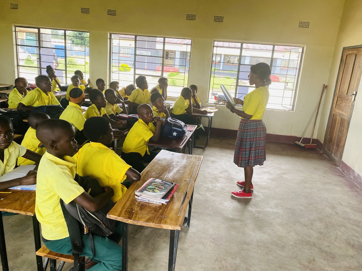 thebookbus's tweet photo. Phase 3 of our bi-weekly school visits has been truly wonderful to witness. During these sessions, learners have been enthusiastically engaging with stories and discovering the joy that reading can bring. Books such as The Rainbow Fish and Rainbow Fish to the Rescue written and i https://t.co/5MsinWEdGQ