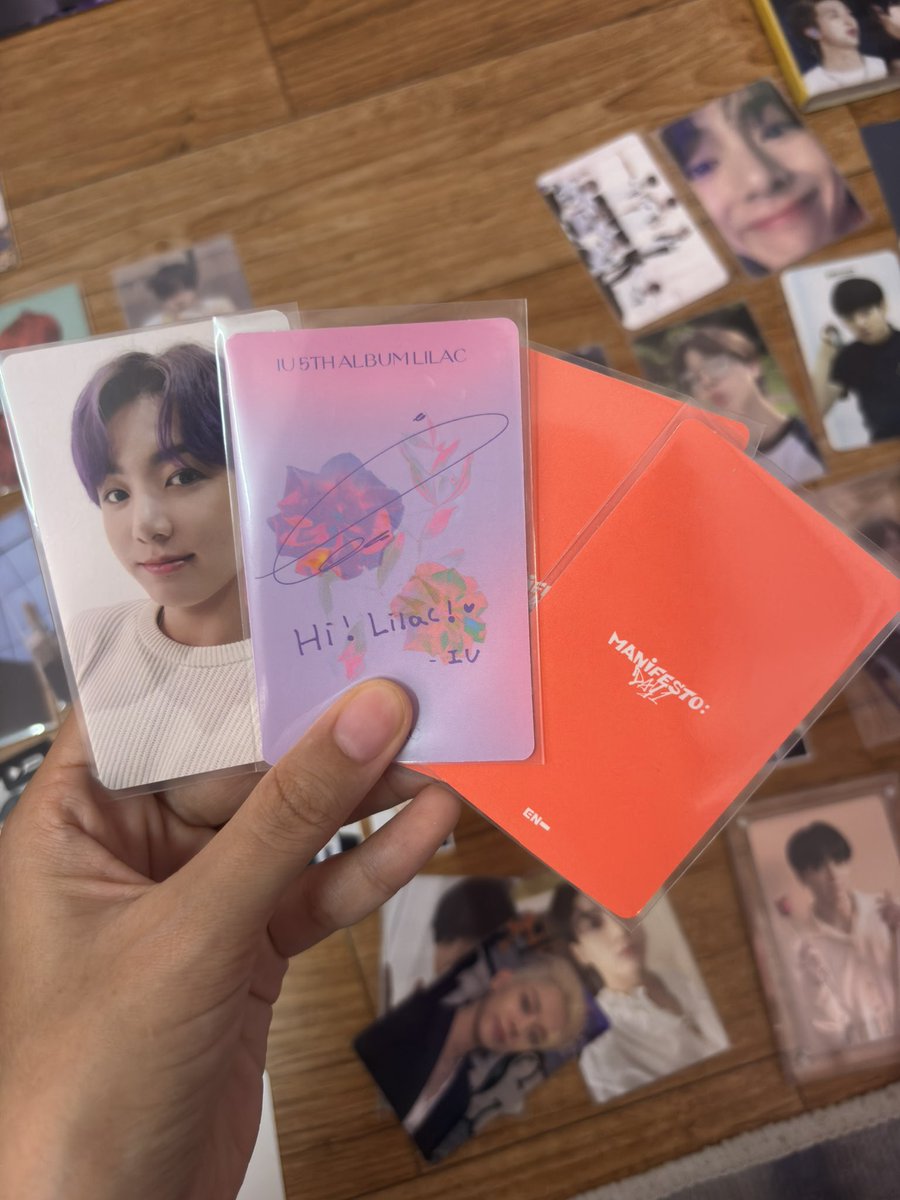 mimibison's tweet photo. RM20(all) #pasarBts #pasarENHYPENmy #iu https://t.co/IHDUInTnQ2