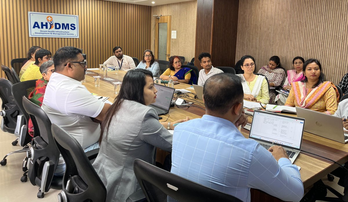 ahidms's tweet photo. AHIDMS along #WorldBank Group consultants conducted an online training to enhance disability inclusion in healthcare in order to address universal access and spread awareness on stakeholder's responsibilities in removing existing barriers. #disabilityinclusion #DisabilitySupport https://t.co/ywszdQuD8k