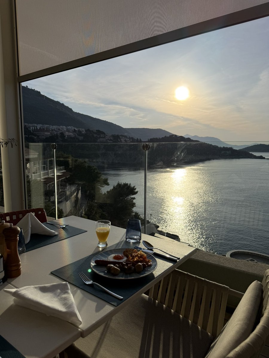 Alastair Hilton tweet media