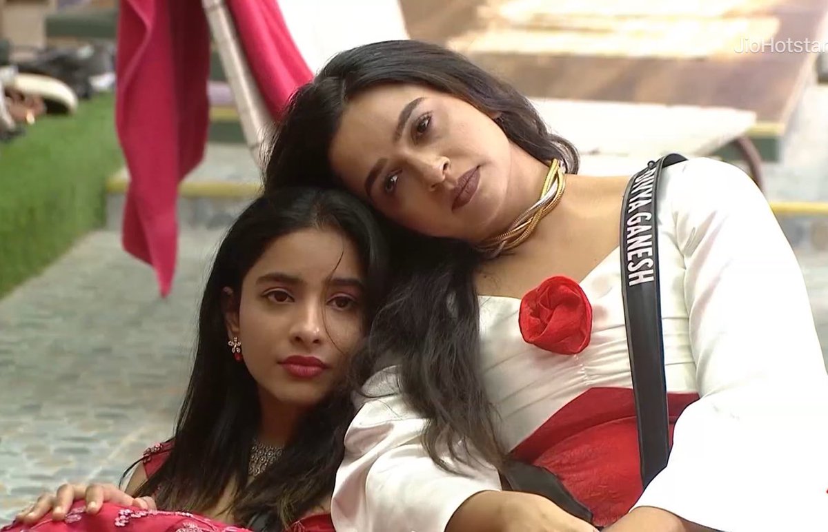 KapilGanesh18's tweet photo. Happy Birthday To Cutie Aurora. One Of My Fav Combo #Divora
#AuroraSinclair #divyaganesh https://t.co/hLasnZEILQ
