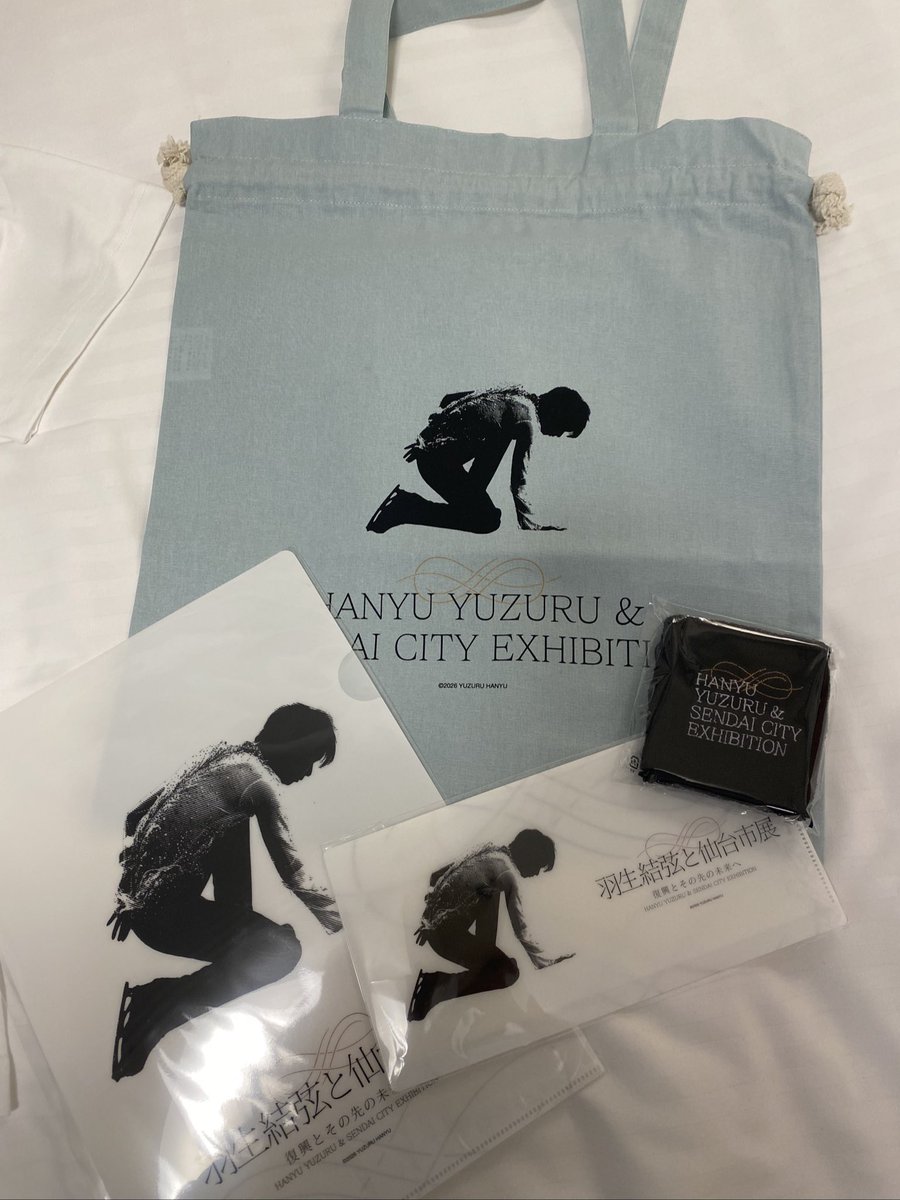 羽生結弦と仙台市展 TシャツはXSが袖短めのレディースS S～Lはユニ