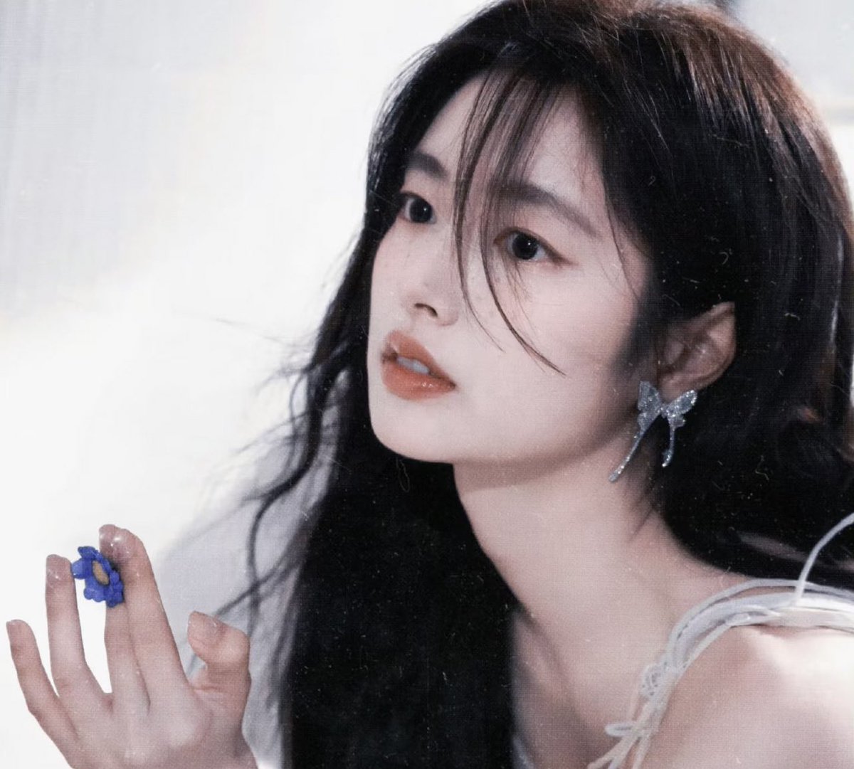 CdramaBloom's tweet photo. 🍉 iQIYI modern romance drama #RecklessNarriage 

Based on novel of same name by Bu Jingyu 

Rumored Cast: #XuRuohan #ChenZheyuan 

One night stand between a little pharmaceutical FL x brilliant cardiothoracic surgeon ML, unexpected pregnancy, arranged marriage first, love later. https://t.co/64cdidHxc5